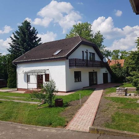 Czinege Vendeghaz - Nagy Haz Lägenhet Poroszló Exteriör bild